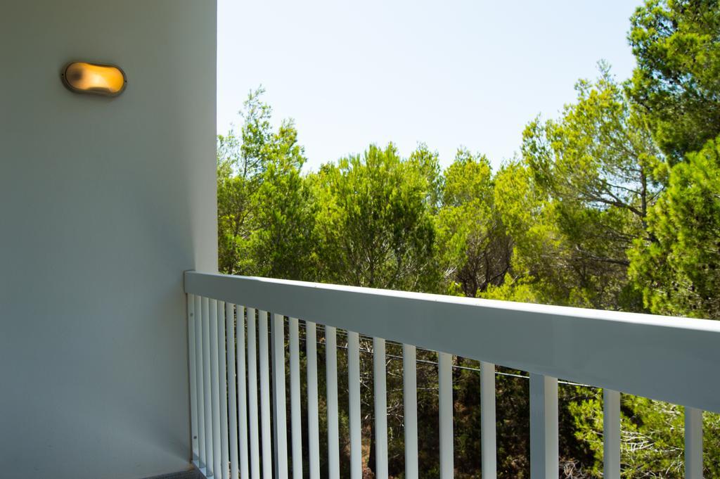 Es Pi 2 Hotel Playa Migjorn Room photo
